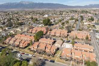 16590 Terrace LN in Fontana, CA - Building Photo - Building Photo