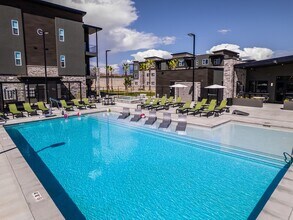 The Ash Apartments & Townhomes in Washington, UT - Foto de edificio - Building Photo