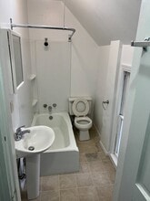 1111 S 7th St in Burlington, IA - Building Photo - Building Photo