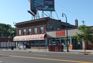 3543 E Lake St in Minneapolis, MN - Foto de edificio - Building Photo