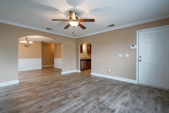 204 Guyett Ave in Hinesville, GA - Building Photo - Building Photo