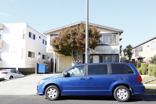 3759 Vinton Ave in Los Angeles, CA - Building Photo - Building Photo