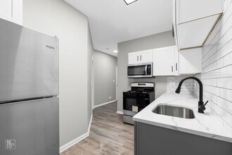 6101 S Langley Chicago, IL 60637 in Chicago, IL - Foto de edificio - Building Photo