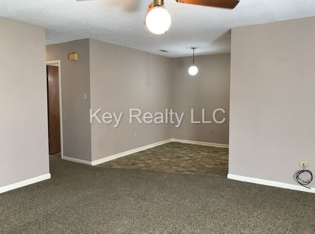 602 Gary K St in Pineville, LA - Building Photo - Building Photo