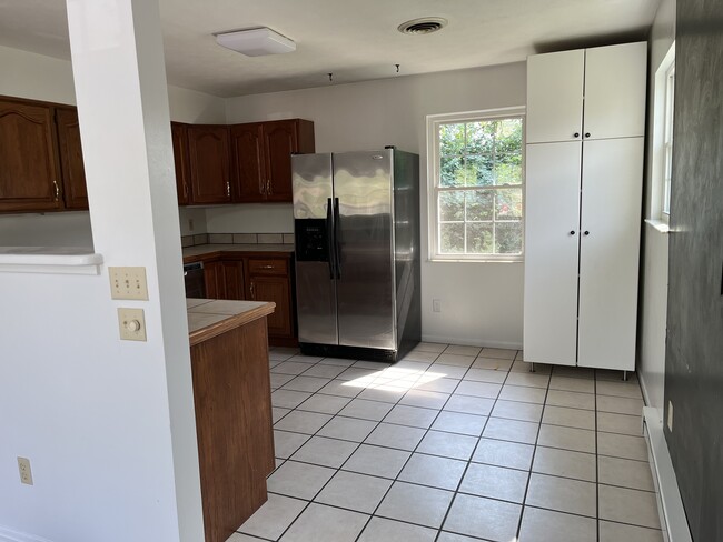 1018 Arrowhead Dr in Oxford, OH - Building Photo - Building Photo