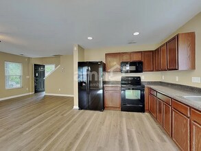 100 Trayesan Dr in Holly Springs, NC - Building Photo - Building Photo