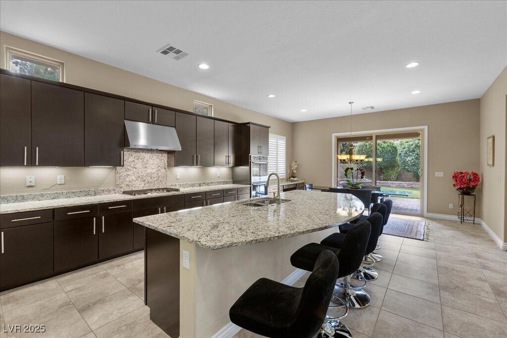 11 Carolina Cherry Dr in Las Vegas, NV - Building Photo