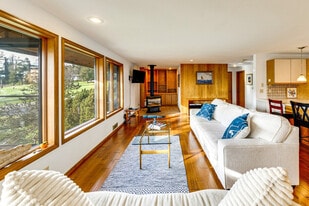 902 Paiute Pl, Unit SI ID1386170P in La Conner, WA - Building Photo