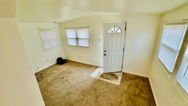 70 E Cleveland Ave, Unit 3 in Morrisville, PA - Building Photo - Building Photo