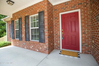 1830 Longleaf Dr E in Pinehurst, NC - Building Photo - Building Photo