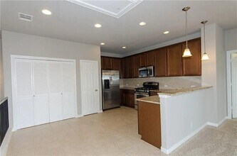 3101 Davis Ln in Austin, TX - Building Photo - Building Photo