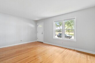 1004 S Taylor Ave in Oak Park, IL - Building Photo - Building Photo