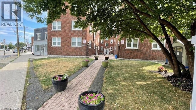 property at 1544 King St E