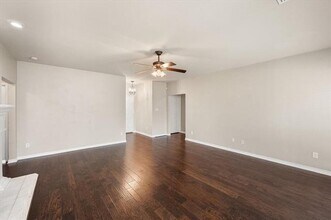 1513 Millbrook Dr in Midlothian, TX - Building Photo - Building Photo
