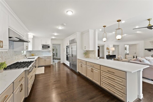 property at 7903 Burgoyne Dr.