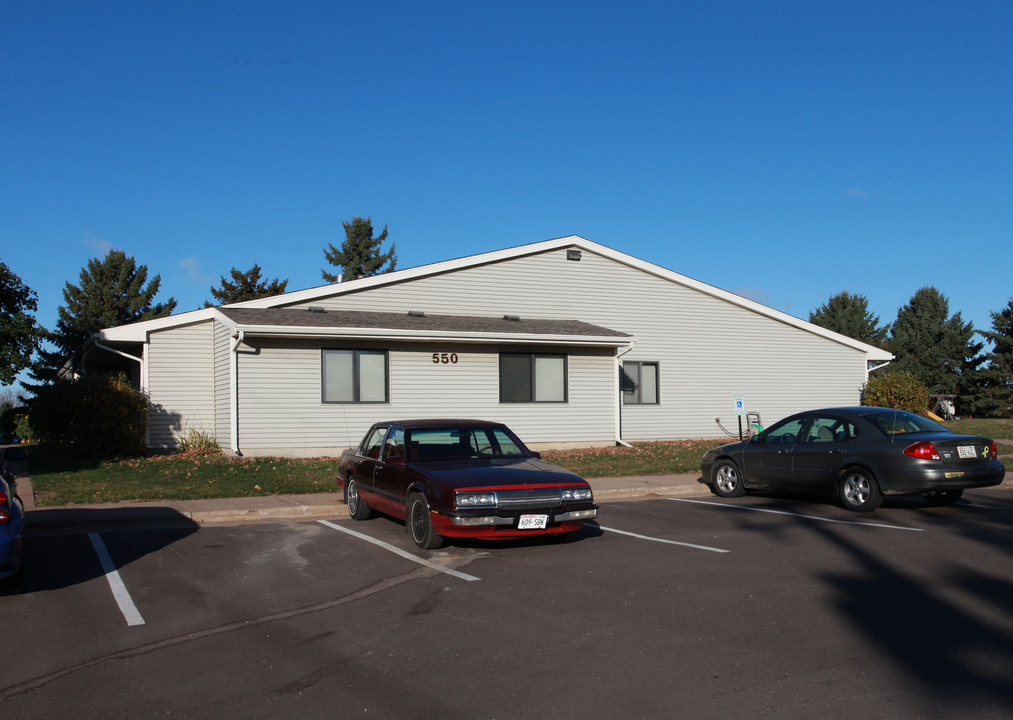 Meadowcrest Apartments in Ellsworth, WI - Building Photo