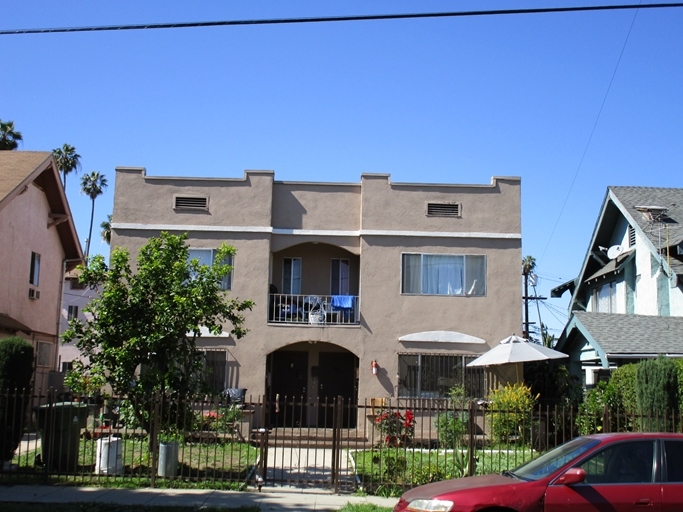 1517 S Ardmore Ave in Los Angeles, CA - Building Photo