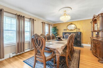 232 W Midland Ave in Paramus, NJ - Building Photo - Building Photo