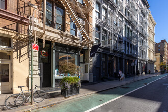 123 Prince St in New York, NY - Building Photo - Building Photo