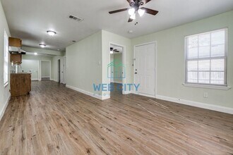 4111 Marshall St in Dallas, TX - Building Photo - Building Photo