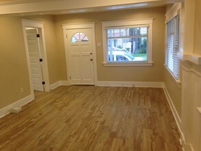 4020 Massachusetts E St in Long Beach, CA - Building Photo - Building Photo