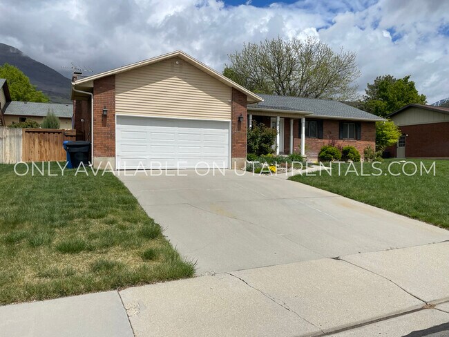 333 Ridge Rd in Orem, UT - Foto de edificio - Building Photo