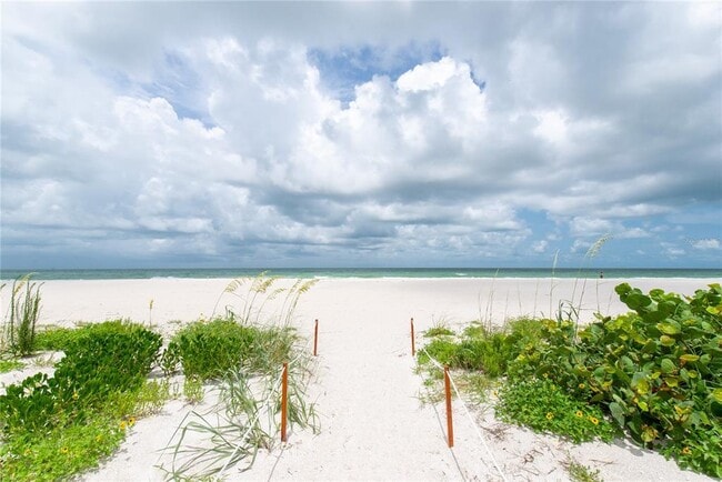 1480 Gulf Blvd in Clearwater, FL - Foto de edificio - Building Photo