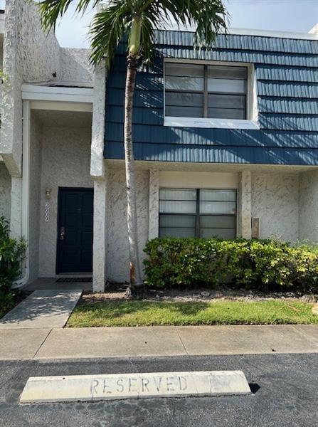 property at 2609 N 40th Ave