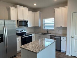 337 Bearman Dr in Fort Worth, TX - Building Photo - Building Photo