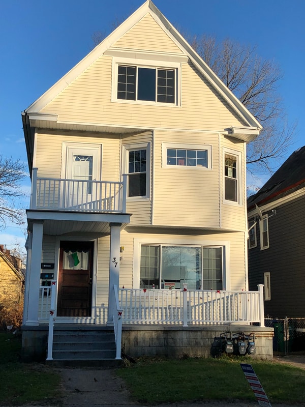 37 Holland Pl