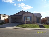 12370 El Portal Way in Rancho Cordova, CA - Foto de edificio - Building Photo