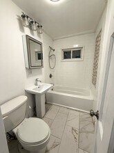 30 Davenport St, Unit Unit 2 in Haverhill, MA - Building Photo - Building Photo