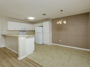 6375 NW 109th Pl in Alachua, FL - Building Photo - Building Photo