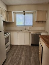 7755 E Quincy Ave, Unit T 22 in Denver, CO - Building Photo - Building Photo