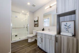 Aura Apartments in Sarnia, ON - Building Photo - Building Photo