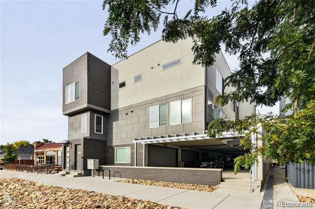 4921 Lowell Blvd in Denver, CO - Building Photo