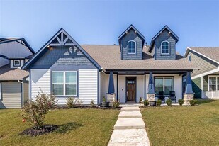 10832 Eva Mae Blvd. in Midlothian, TX - Building Photo