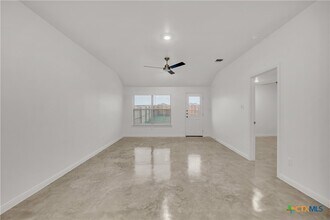 909 Wax Myrtle Ct in Killeen, TX - Foto de edificio - Building Photo