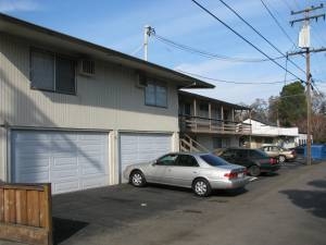 Parkwood Apartments in Stockton, CA - Foto de edificio - Building Photo