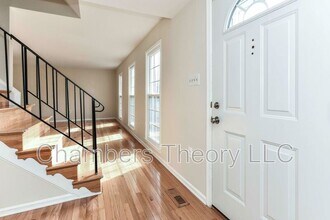 9766 Oleander Ave in Vienna, VA - Building Photo - Building Photo