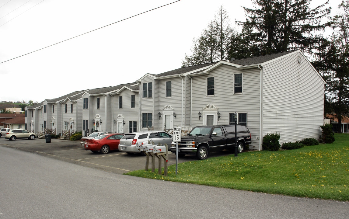 102-122 Glendale Ave in Princeton, WV - Building Photo