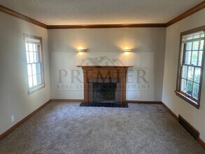 6328 College Ave in Kansas City, MO - Building Photo - Building Photo