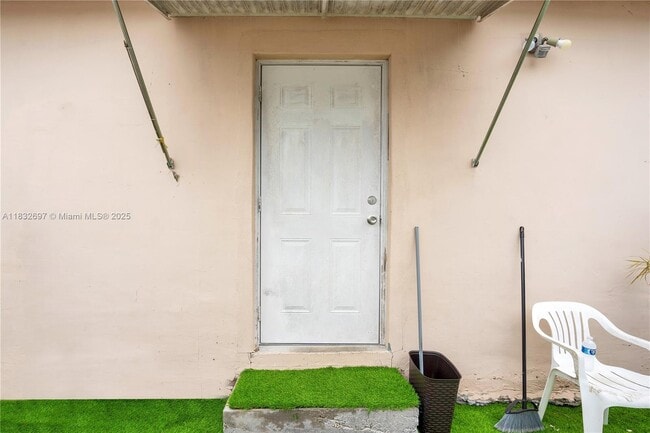 20200 SW 117th Ave in Miami, FL - Building Photo - Building Photo