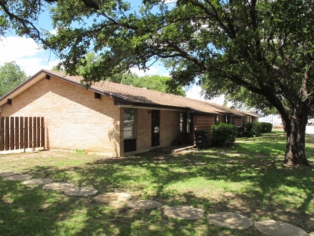 2030 Menard Hwy in Brady, TX - Building Photo - Building Photo