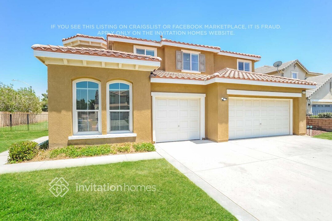 39410 Indigo Sky Ave in Palmdale, CA - Building Photo