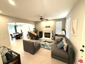 335 Genoa St in Monrovia, CA - Building Photo - Building Photo
