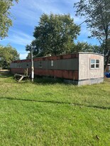 1245 S Pumpkin Ln in Joplin, MO - Building Photo