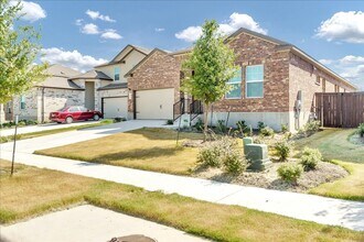816 Mallow Rd in Leander, TX - Building Photo - Building Photo