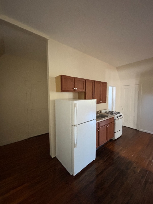 1063 St Paul St in Rochester, NY - Building Photo - Building Photo