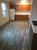 1818 Larkins Wy in Pittsburgh, PA - Building Photo